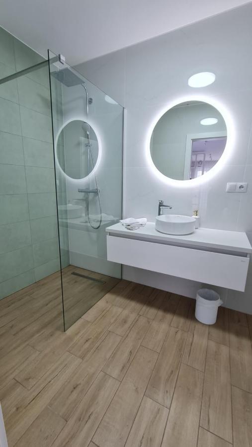 Sara Apartment Oradea Εξωτερικό φωτογραφία